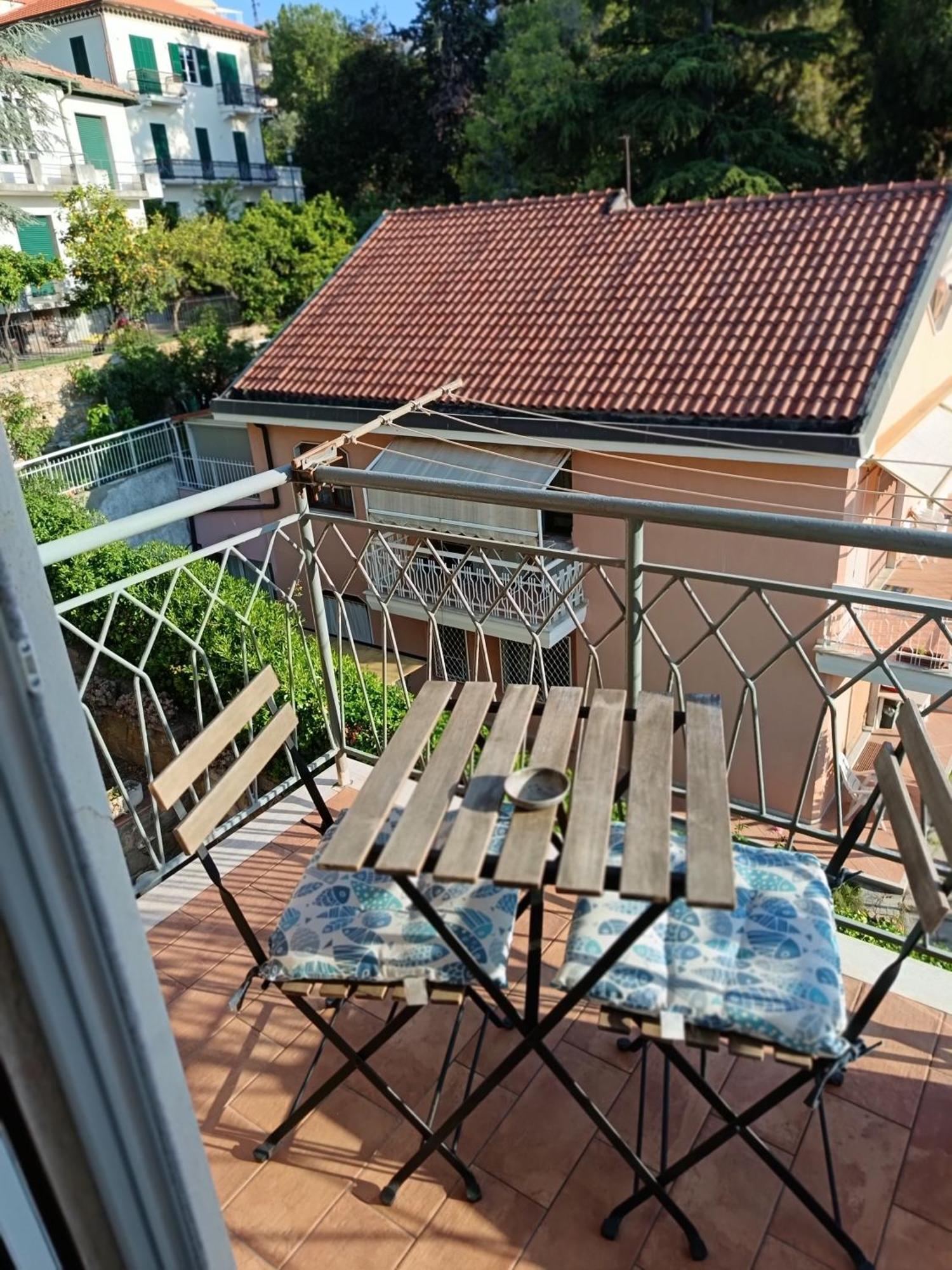 Casa Francesca Con Parcheggio Gratuito Sanremo Exterior foto