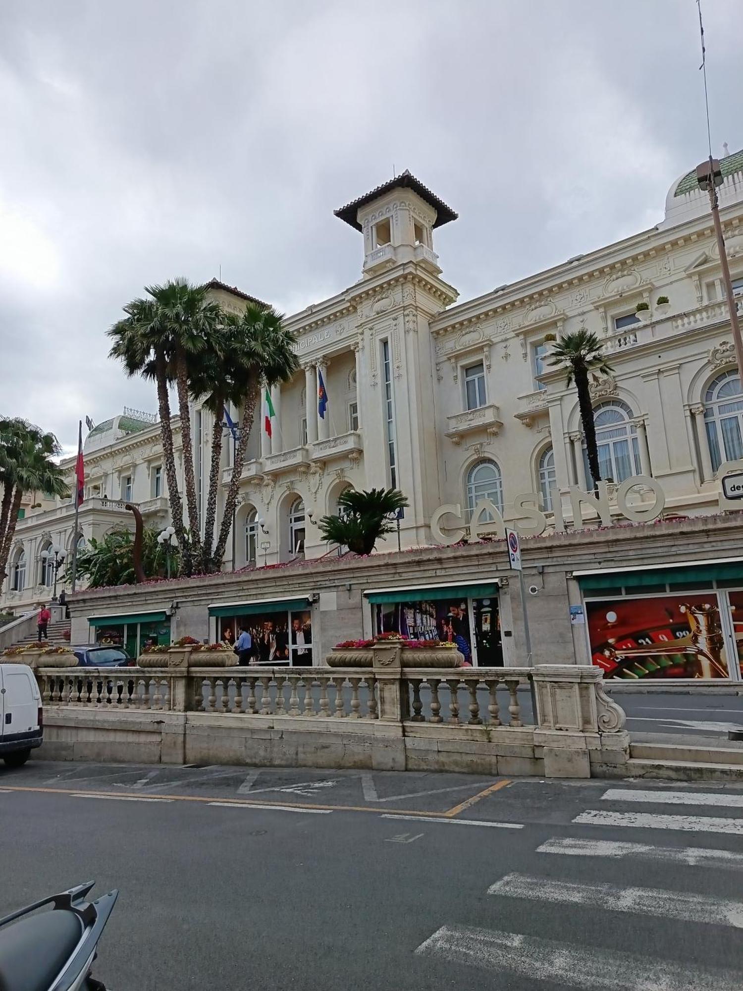 Casa Francesca Con Parcheggio Gratuito Sanremo Exterior foto