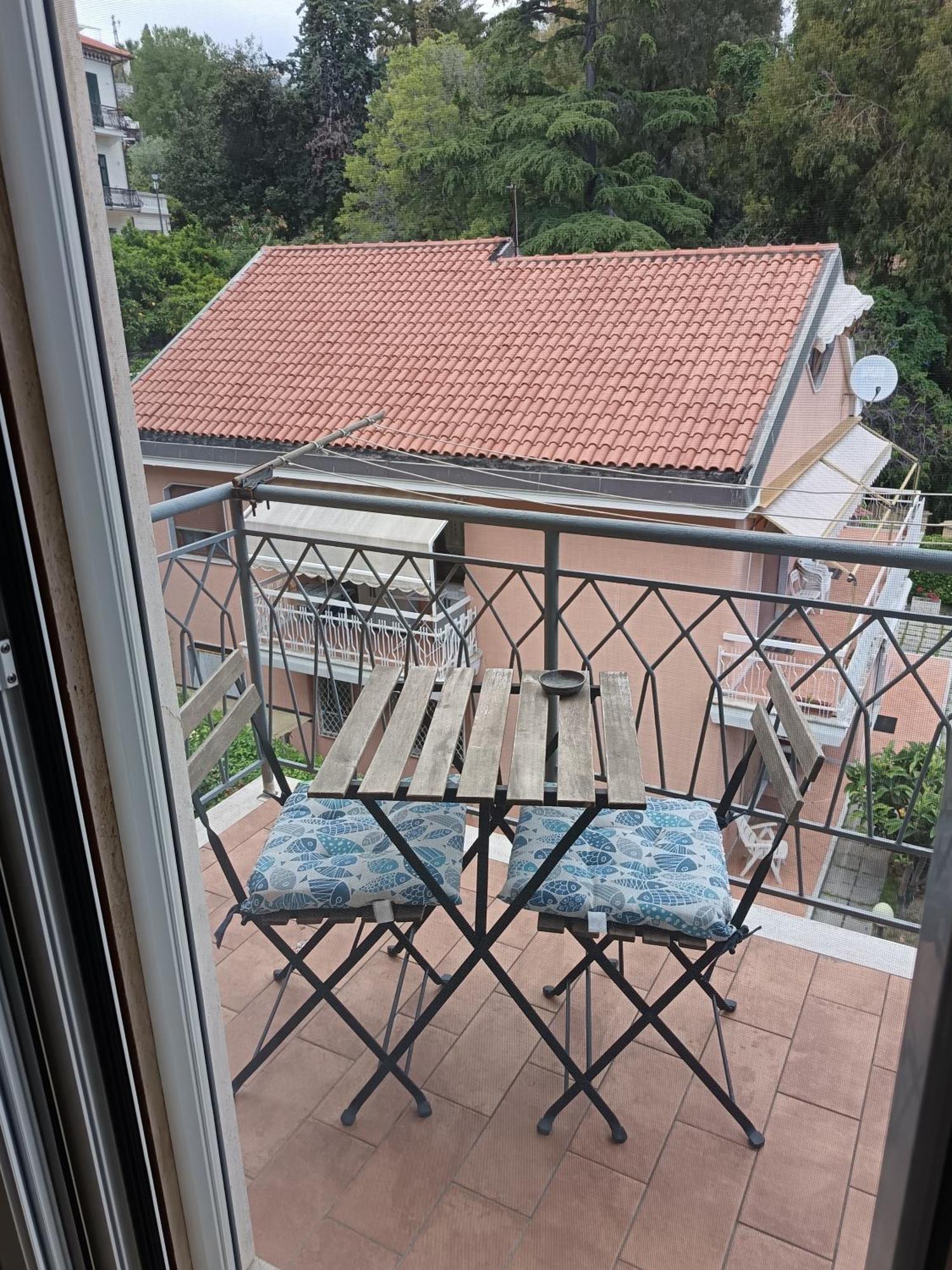 Casa Francesca Con Parcheggio Gratuito Sanremo Exterior foto